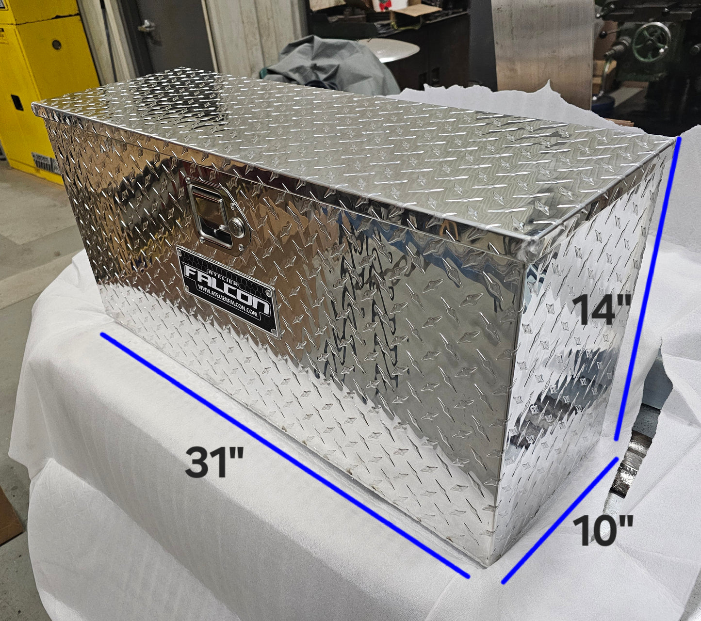 Coffre utilitaire 31" x 10" x 14" aluminium