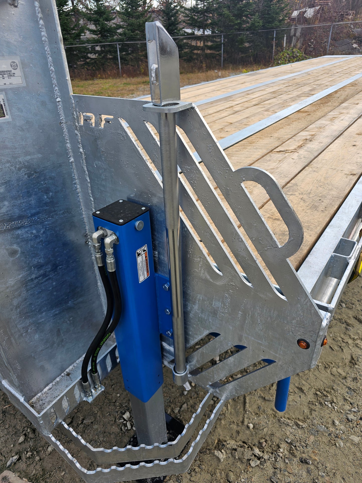 FGT - Gooseneck Deckover Tilt 30K