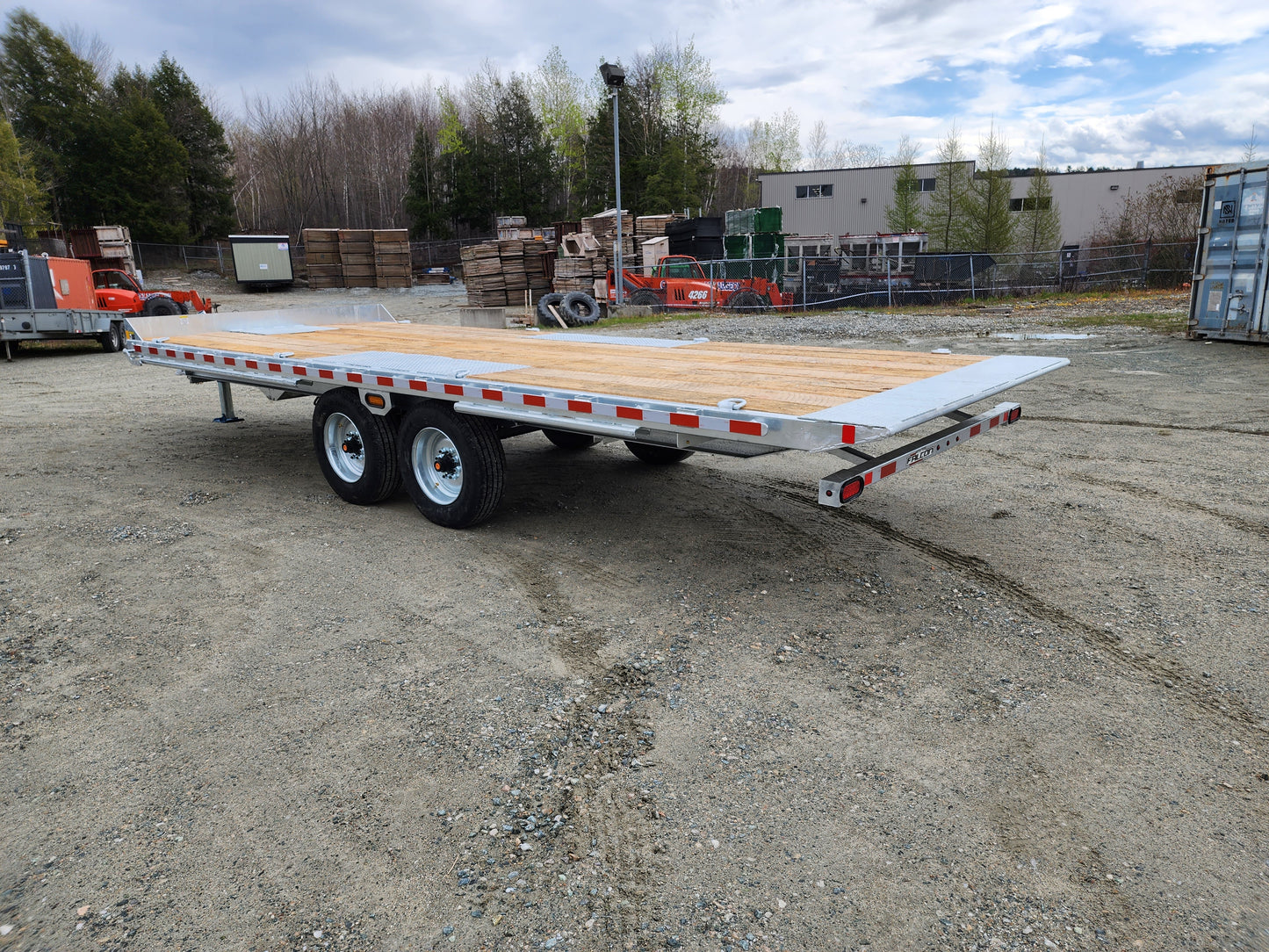 FDT - Deck Over Tilt 102"x 22' 16K